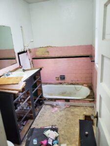 Bathroom before remodel - bathroom remodeling, Spokane, WA